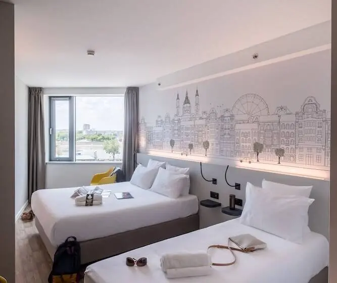 デラックストリプルルーム, B&b Hotel Budapest City