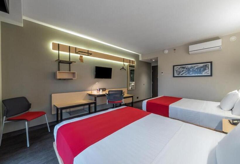 غرفه قياسيه سريرين مزدوجين, City Express By Marriott Lagos De Moreno