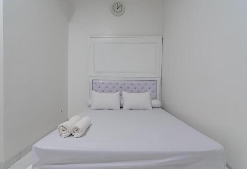 스탠다드 룸, Family Homestay Syariah Cirebon Mitra Reddoorz