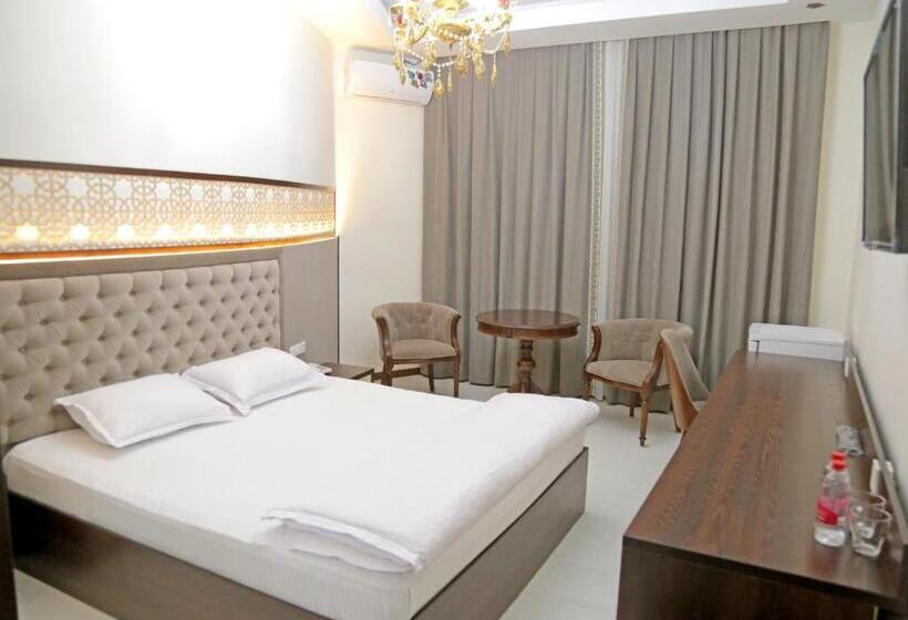 חדר סופריור, Grand Ark Bukhara