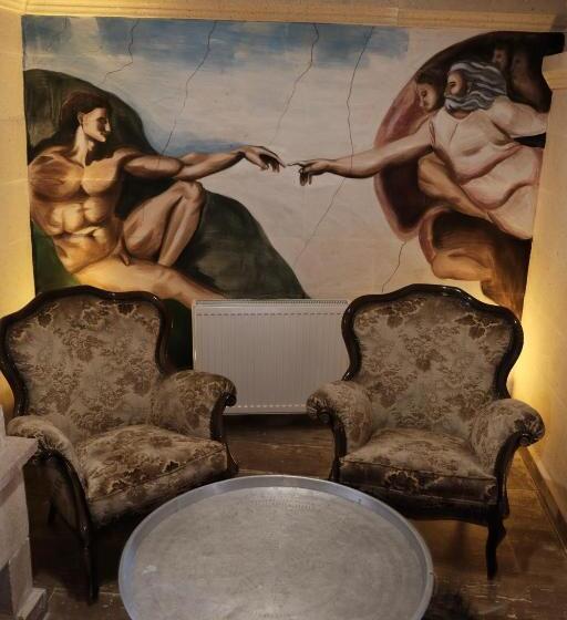 جناح سرير كينج, Heritage Cave Inn