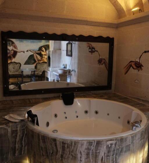 جناح سرير كينج, Heritage Cave Inn