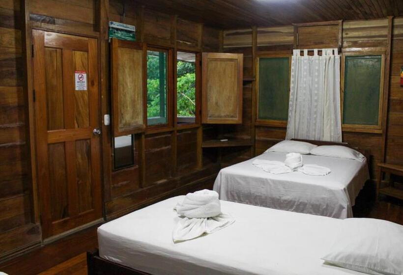 חדר משפחתי, La Cascada