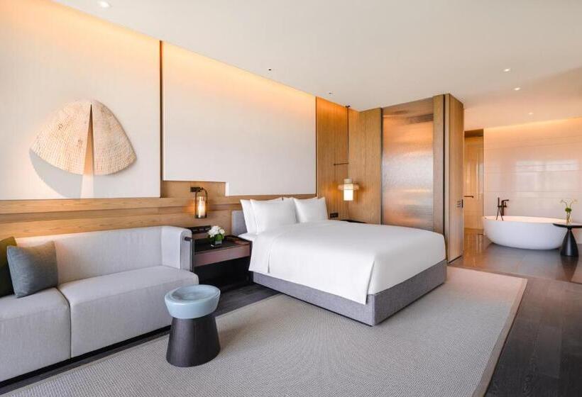 סוויטה דלוקס, Mumian Chengdu Dongan Lake