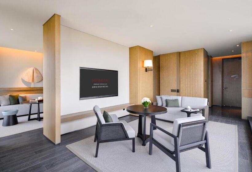 סוויטה דלוקס, Mumian Chengdu Dongan Lake