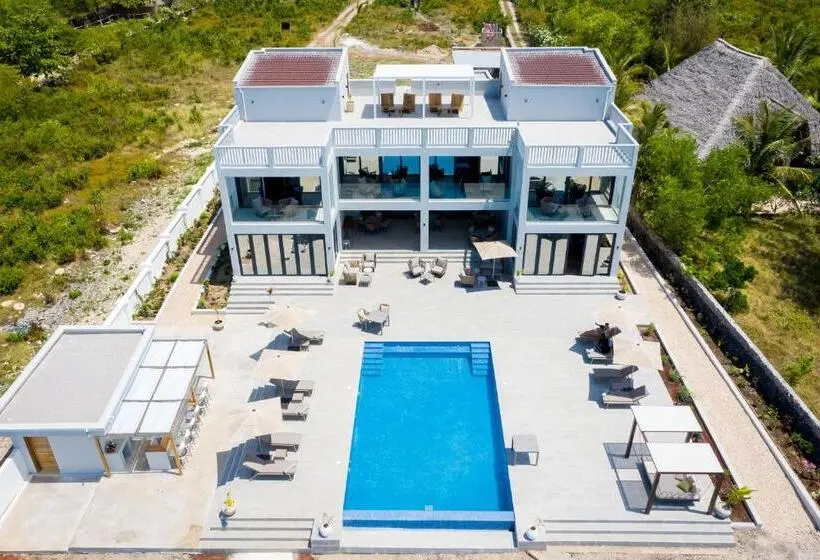 オーシャンビューデラックスルームバルコニー付き, Villa Bluu