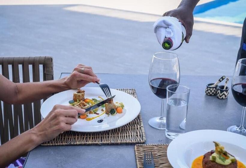 ビラホテル１ベッドルーム, Villa Bluu