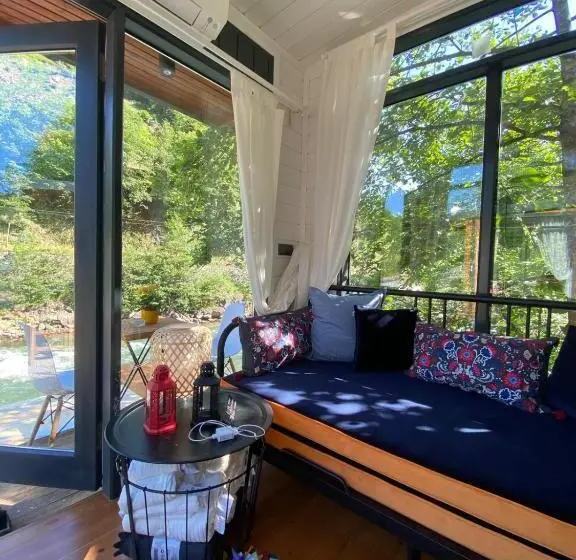 سوییت خانوادگی, Vagona Tiny House