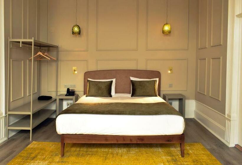 سوییت خانوادگی, Arte Nova Guesthouse