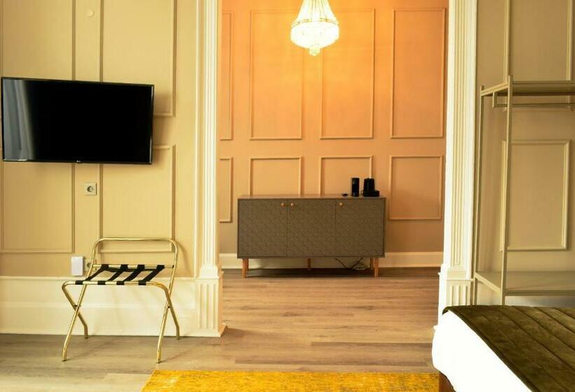 سوییت خانوادگی, Arte Nova Guesthouse