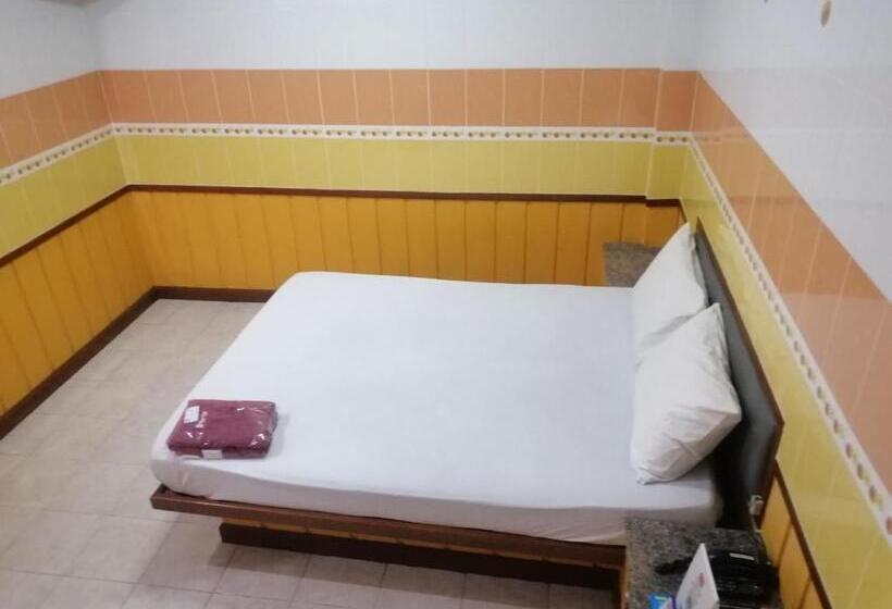 经济房, โรงแรม444