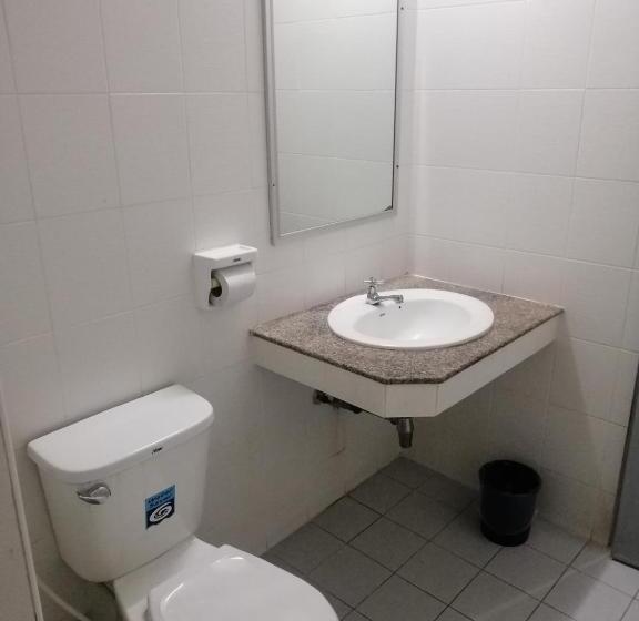 经济房, โรงแรม444