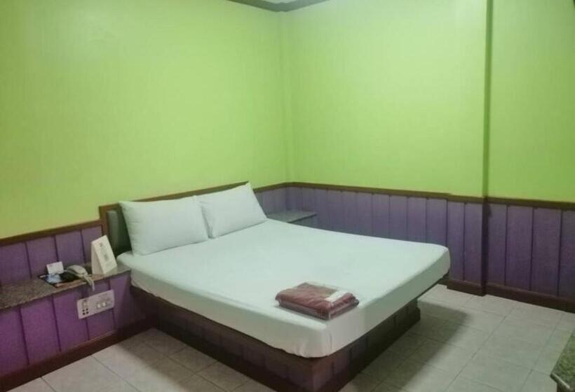 经济房, โรงแรม444