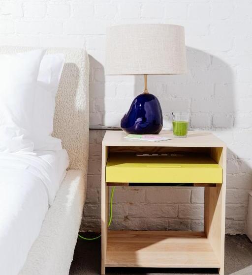 جناح سرير كينج, Dye House