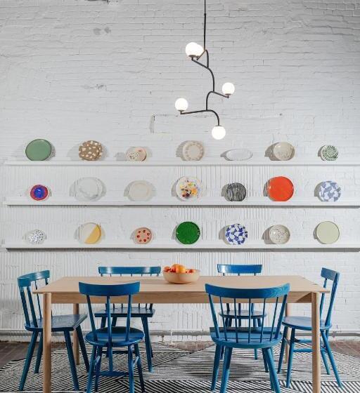 جناح سرير كينج, Dye House