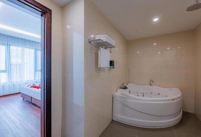 سوییت خانوادگی, Hạ Long New Century