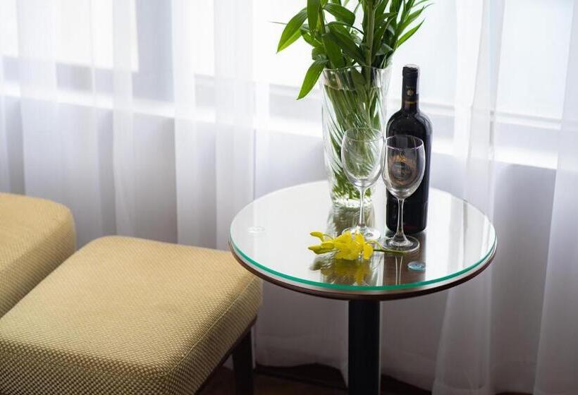 اتاق لوکس, Hạ Long New Century