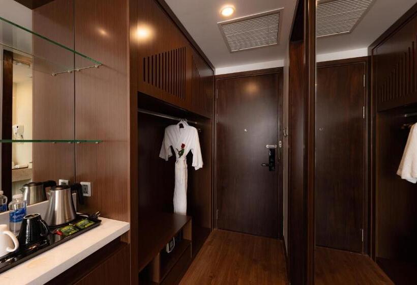 اتاق لوکس, Hạ Long New Century