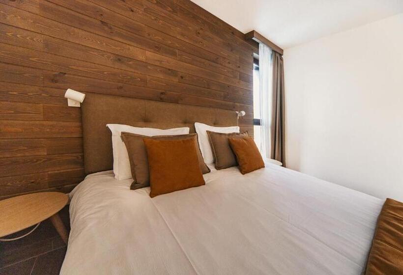 标准间, Seven Springs