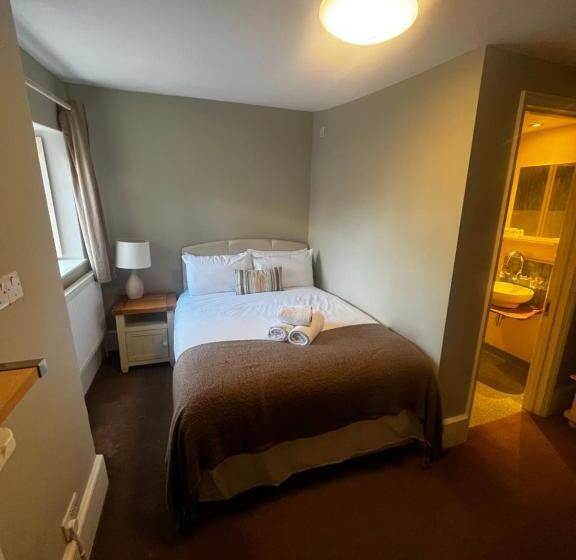 Номер Economy, The Vale