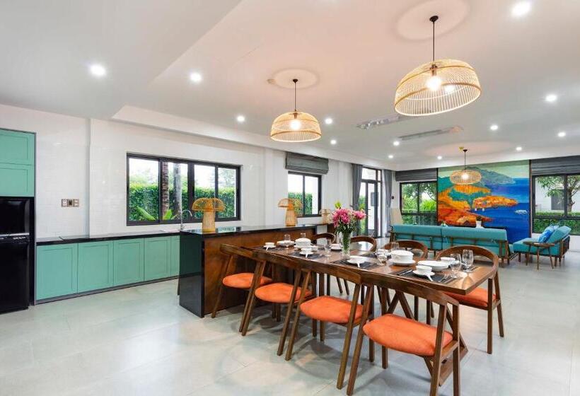 ویلای 4 خوابه, Le Palmier Ho Tram Resort