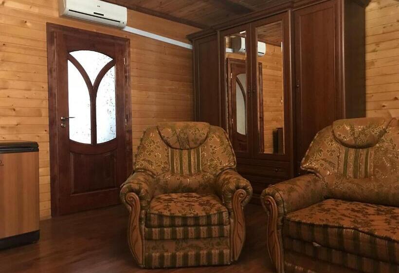 家庭间, Elf Cottage