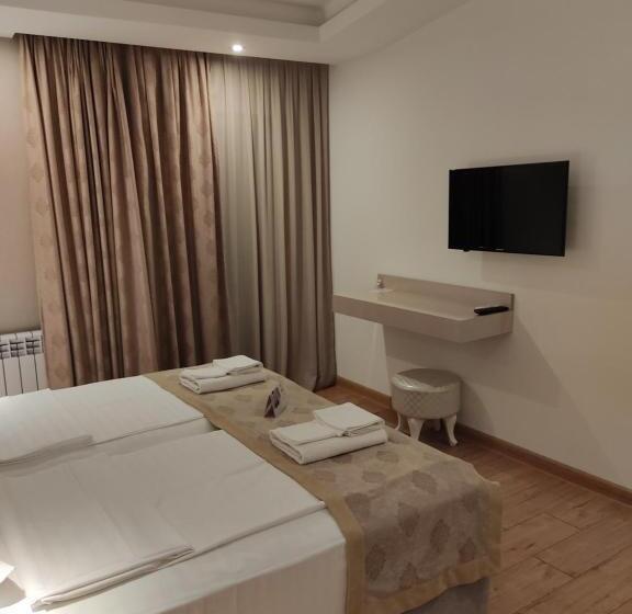 디럭스 룸, Garden Lounge