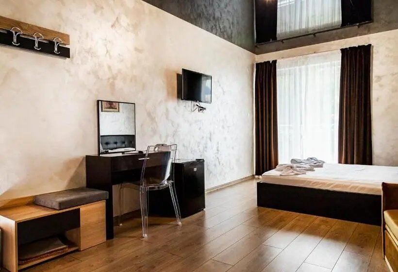 Deluxe-huone Parveke, Family Hotel   City Hotel Yambol