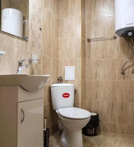 Standard-studio Parveke, Family Hotel   City Hotel Yambol