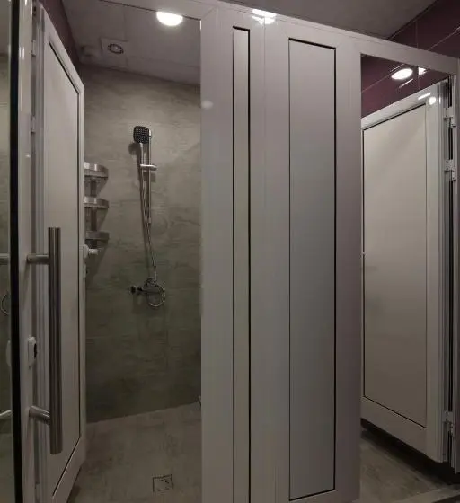 バス共有のスタンダードルーム, Hostel Kyosheto