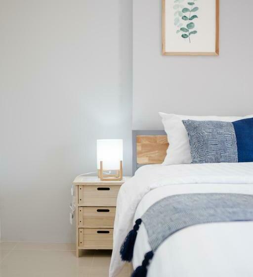 اتاق خانوادگی, Annahouse