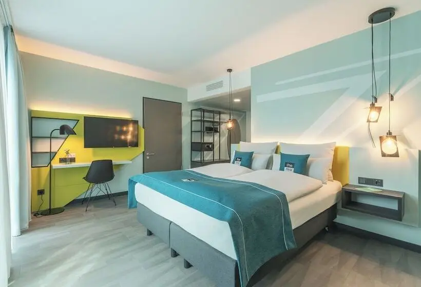 プレミアムルーム, Holiday Inn   The Niu, Seven Dusseldorf Ost, An Ihg
