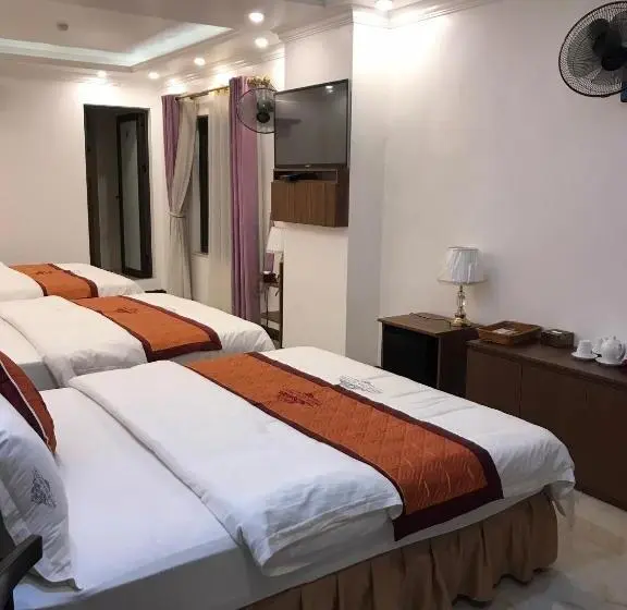 اتاق لوکس خانوادگی, đinh Gia