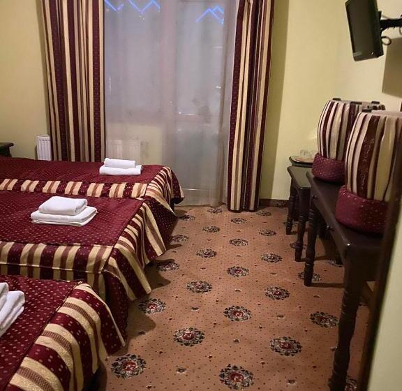 Economy Triple Room, Patkovski