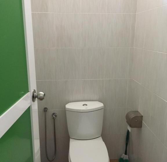 غرفة قياسية سرير كينج, Paradise Valley Resort Broga