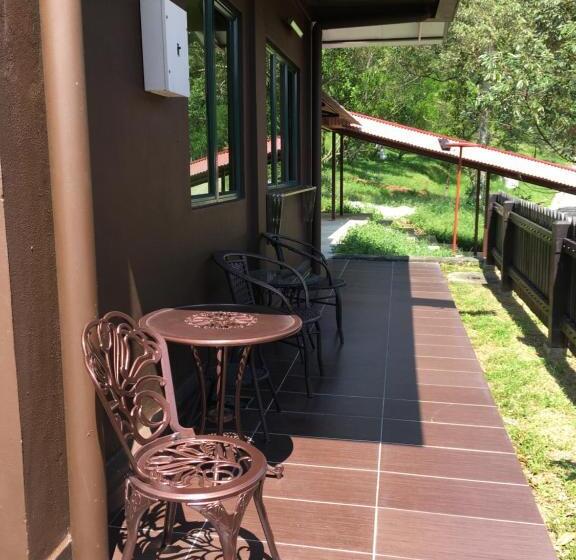 Семейный Номер, Paradise Valley Resort Broga