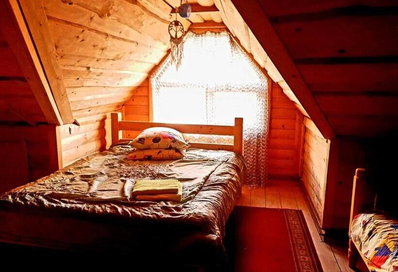 اتاق استاندارد سه نفره, у ірини