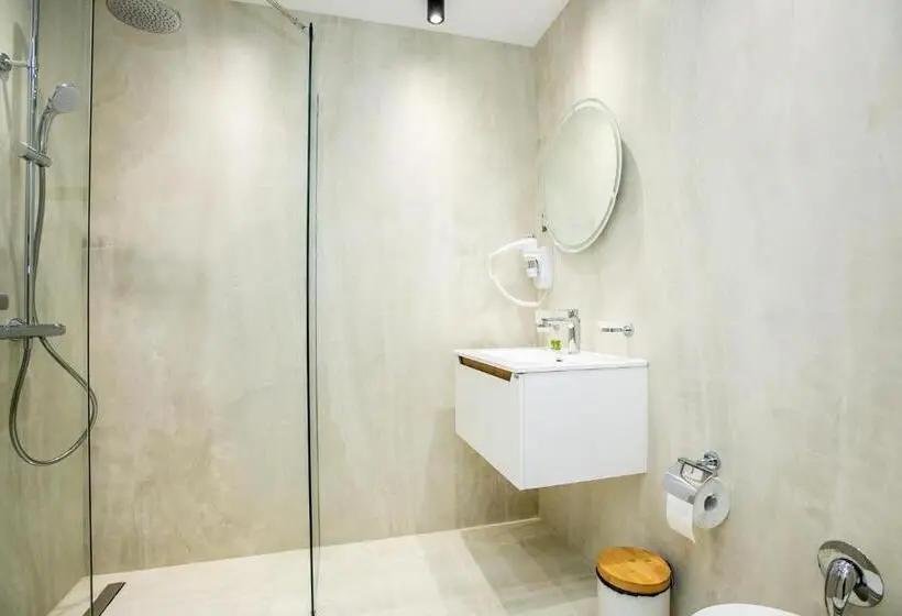 デラックススタジオ, B&d Apartments Delux, New