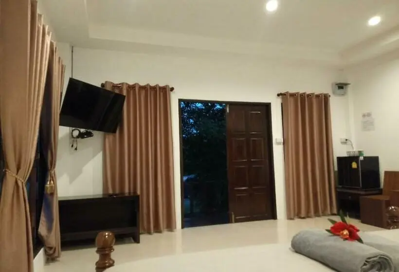 اتاق سوپریور, Sunflora Resort Chumphon