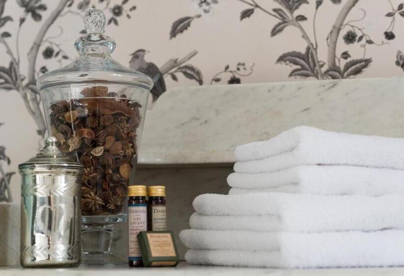 Номер Deluxe, Chateau Carbonneau