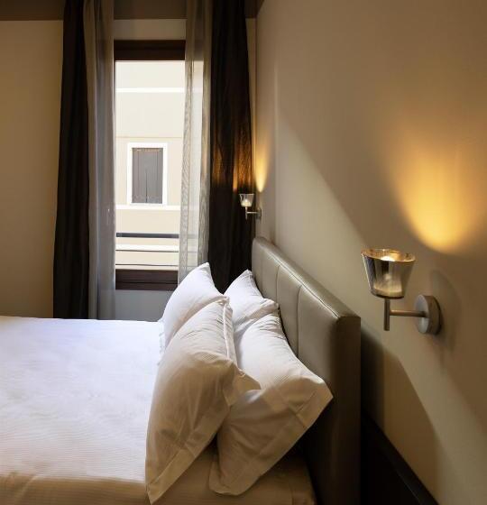 주니어 스위트, Palazzo Paradiso