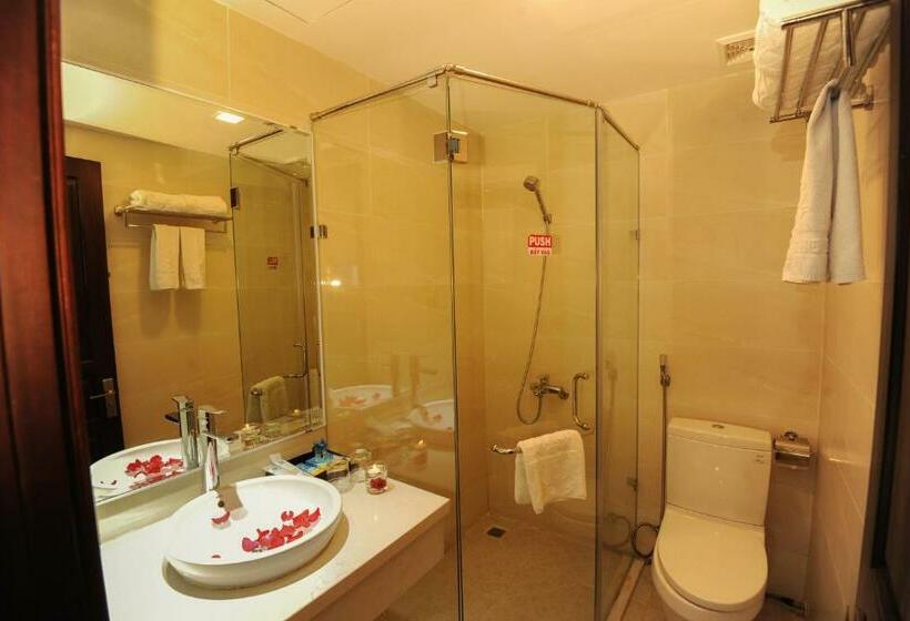 اتاق سوپریور, Cuu Long