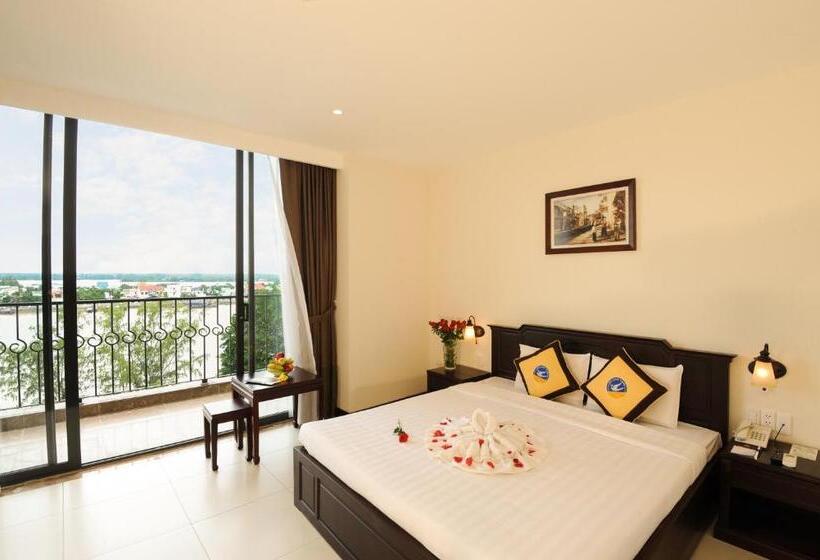 اتاق لوکس, Cuu Long