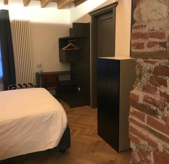 חדר משפתחתי סופריור, Dal Menga