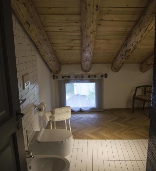 חדר דלוקס, Dal Menga