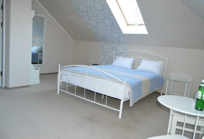 غرفة قياسية, Provans