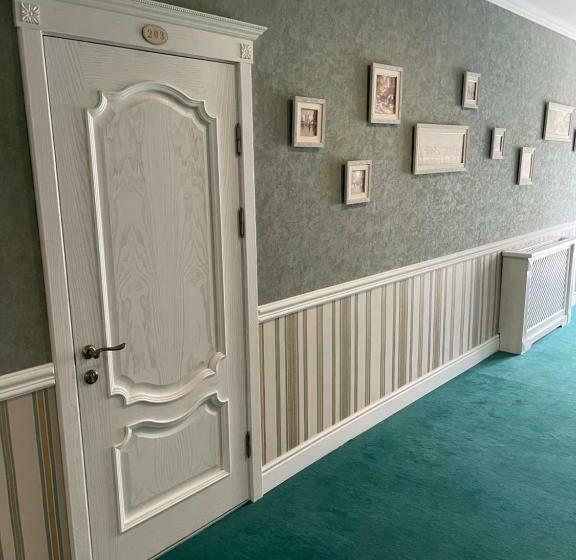 غرفة سوبيريور, Provans