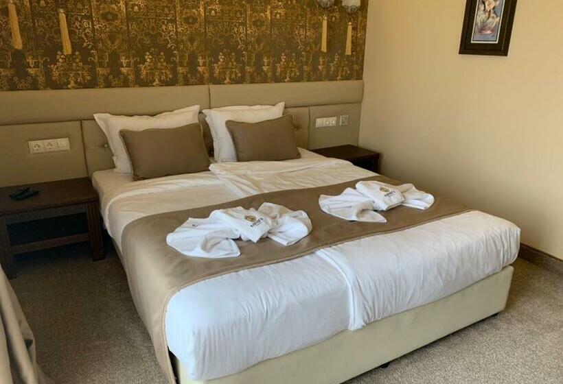 스탠다드 룸, Sahara