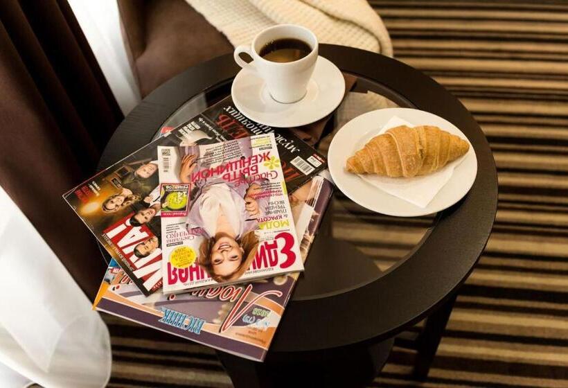 Номер Superior, Park Hotel Warshawskiy