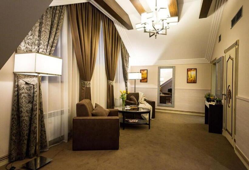 Студия Deluxe, Park Hotel Warshawskiy